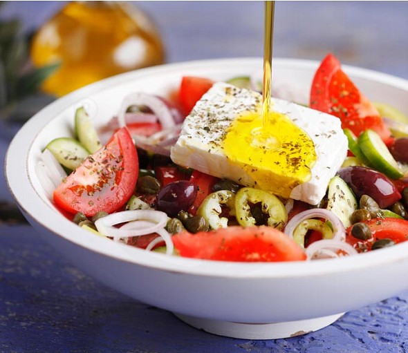Horiatiki salata (greek salad)